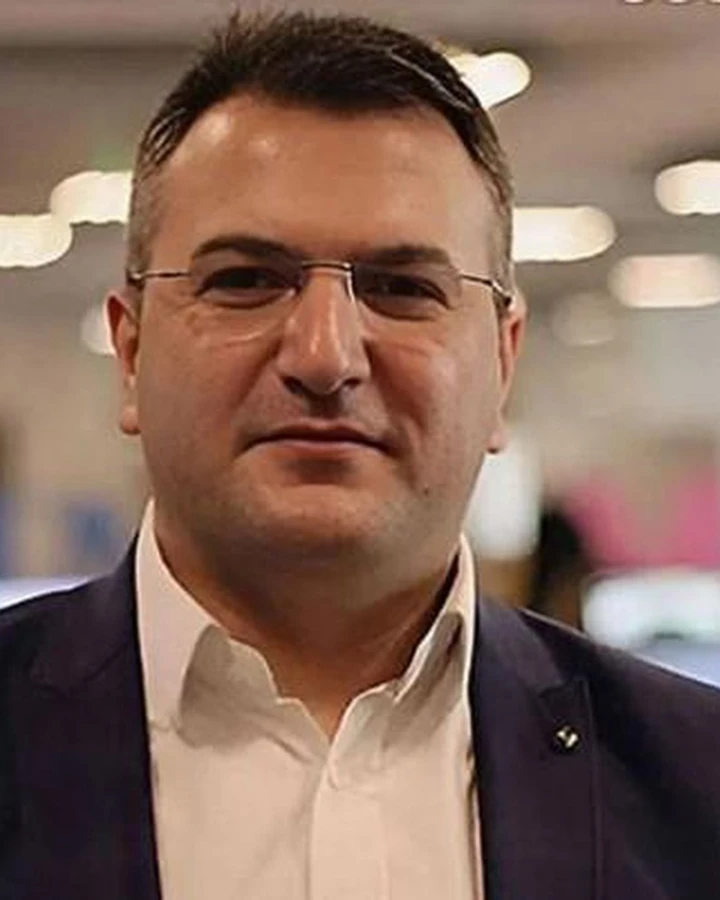 Cem Küçük